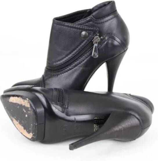 Stella McCartney Pre-owned Leather heels Black Dames