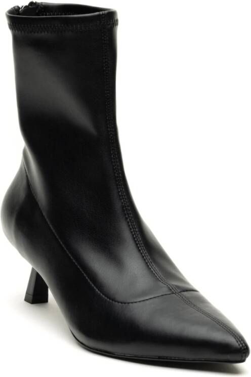 Steve Madden Zwarte Enkellaarzen Tronchetto Stijl Black Dames