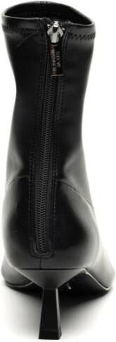 Steve Madden Zwarte Enkellaarzen Tronchetto Stijl Black Dames