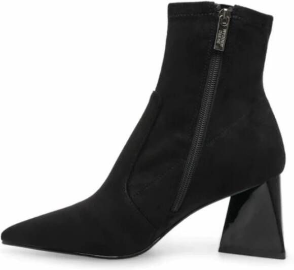 Steve Madden Zwarte Neopreen Puntige Haklaarzen Black Dames