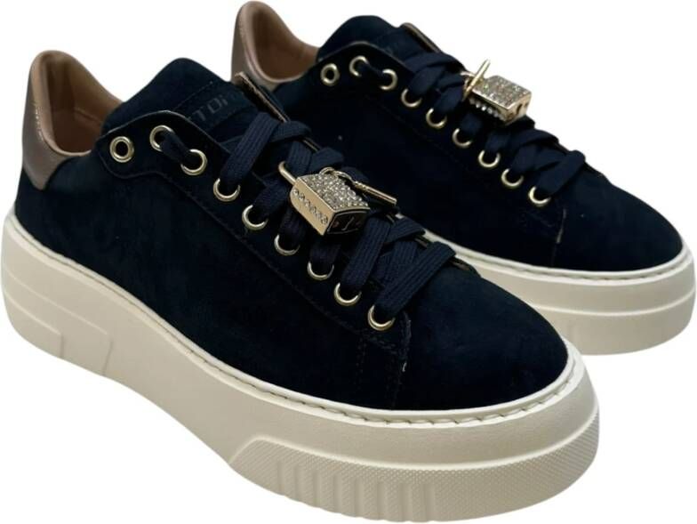 Stokton Blauwe Suède Platform Sneakers met Charms Blue Dames