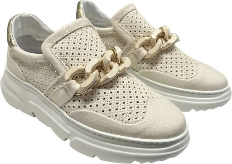 Stokton Geperforeerde leren instap sneaker Beige Dames