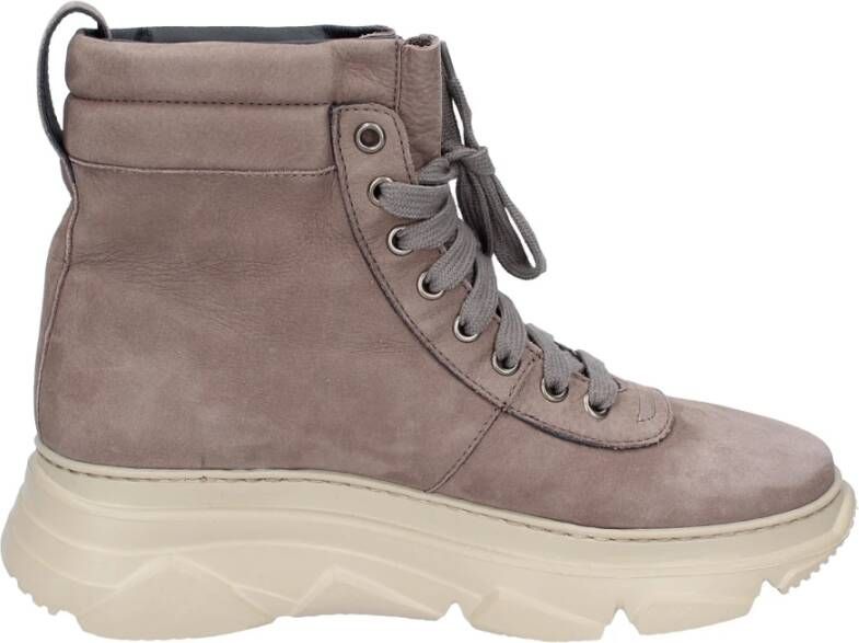 Stokton Nubuck Leren Enkellaarzen Vrouwen Beige Dames