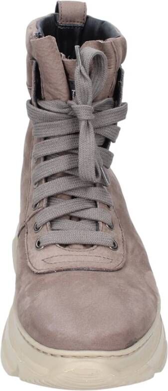 Stokton Nubuck Leren Enkellaarzen Vrouwen Beige Dames