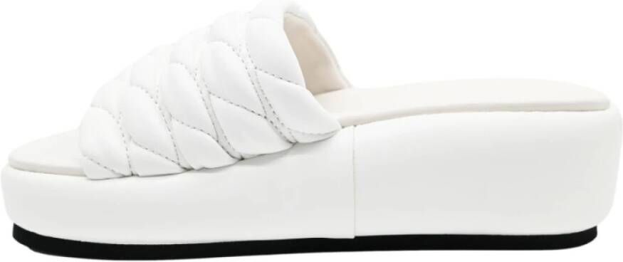 Strategia Sandalen en Slippers Wit White Dames