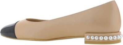 Stuart Weitzman Ballerina's van kalfsleer met parelapplicatie en lakleren neus Beige Dames