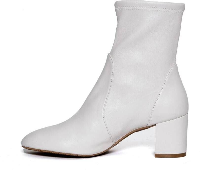 Stuart Weitzman Beige Suède Enkellaarzen Elegante Stijl White Dames