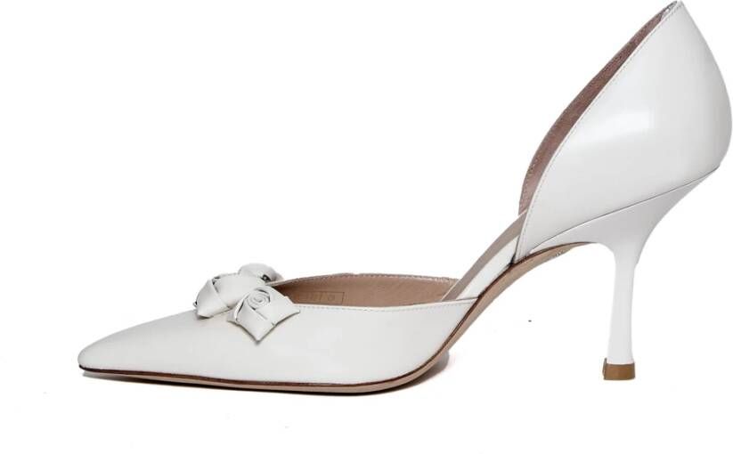 Stuart Weitzman Bianco Kitten Heel Pumps White Dames