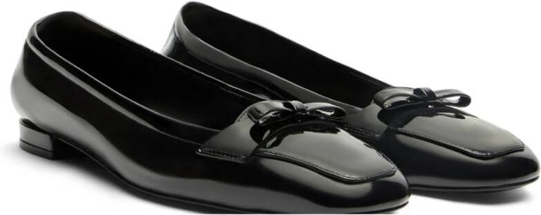 Stuart Weitzman Elastische Loafer met Strik Accent Black Dames