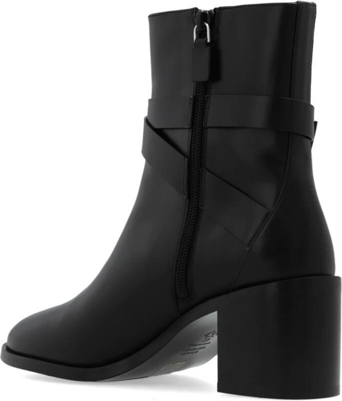 Stuart Weitzman Hakken 'Esme' Black Dames