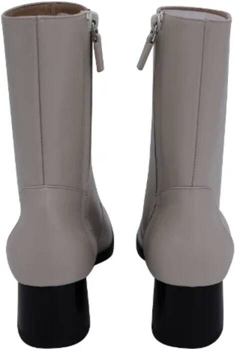 Stuart Weitzman Leather boots Beige Dames