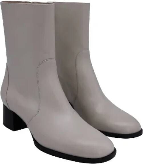 Stuart Weitzman Leather boots Beige Dames