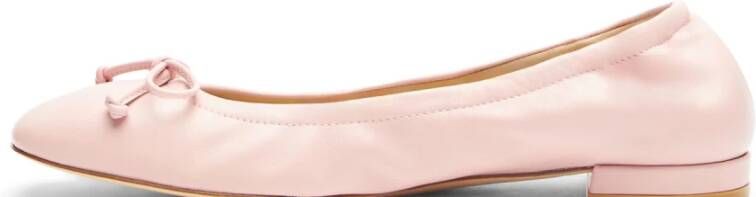 Stuart Weitzman Minimalistische Ballet Flat met Strik Accent Pink Dames