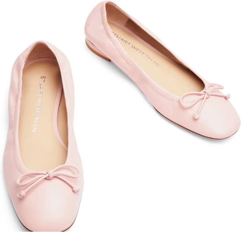 Stuart Weitzman Minimalistische Ballet Flat met Strik Accent Pink Dames