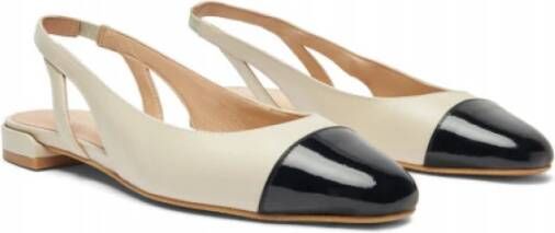 Stuart Weitzman Sleek Slingback Ballerina Schoen Beige Dames