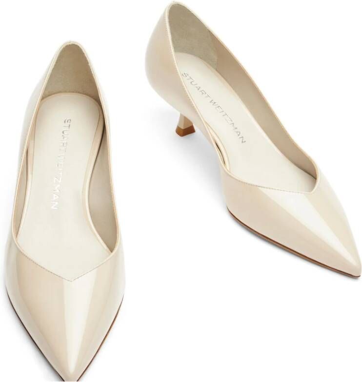 Stuart Weitzman V-Cut Pointed-Toe Pump White Dames