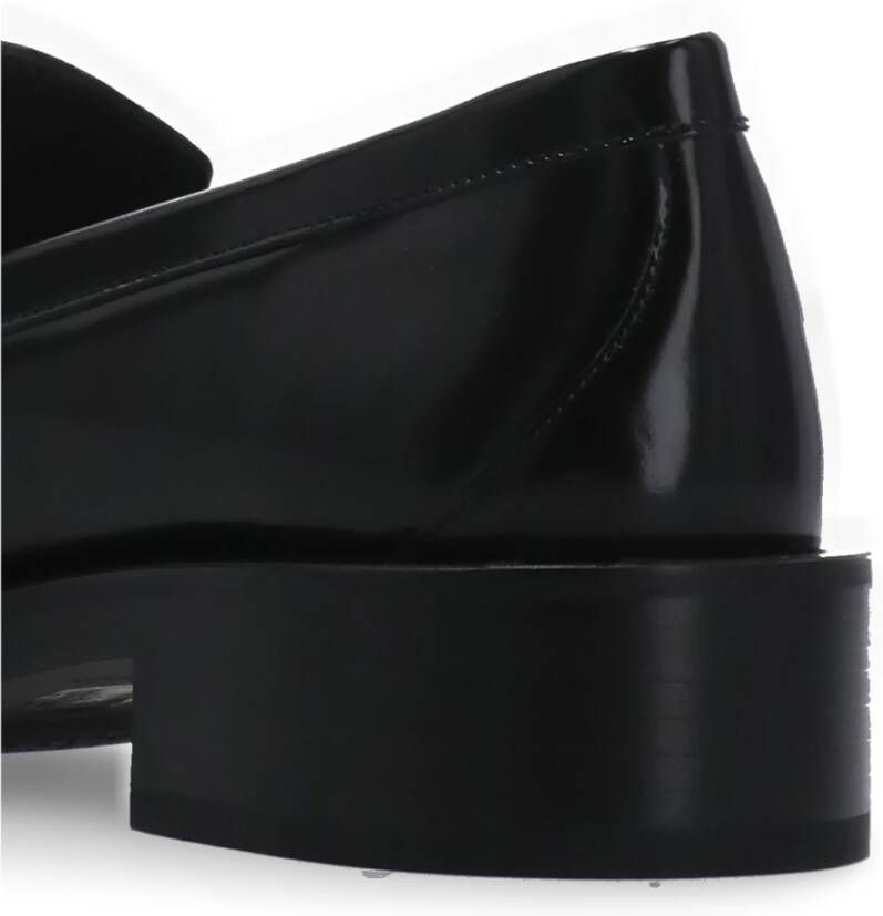 Stuart Weitzman Zwarte Eco Leren Loafers Vierkante Neus Black Dames