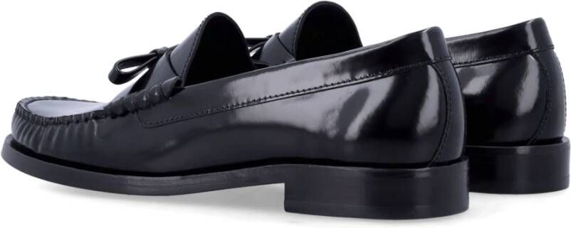 Stuart Weitzman Zwarte Gesloten Boog Loafer Schoenen Black Dames