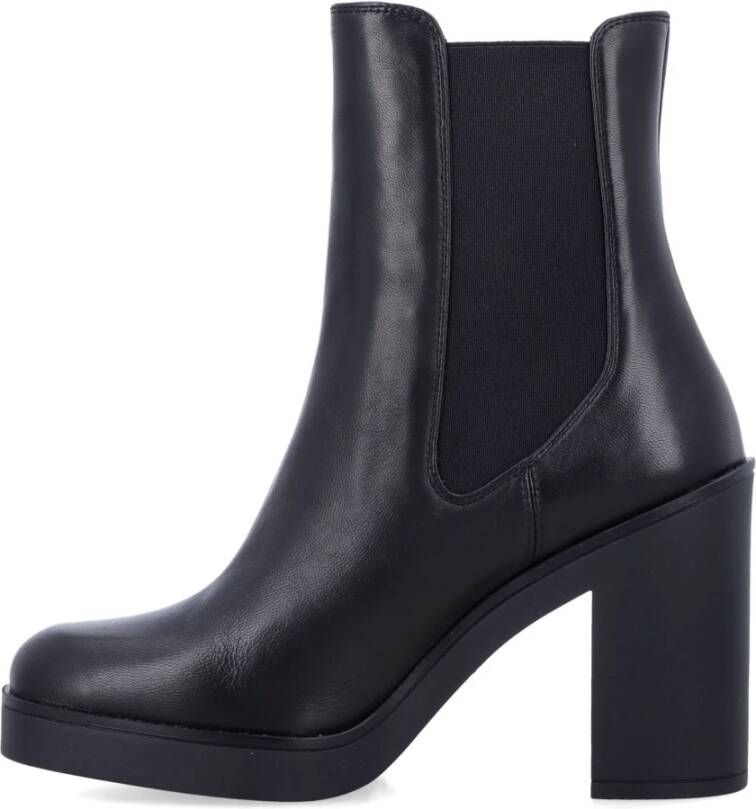 Stuart Weitzman Zwarte Gesloten Chelsea Bootie Aw24 Black Dames