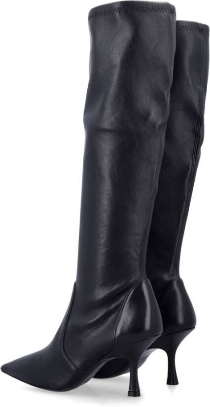 Stuart Weitzman Zwarte Gesloten Stretchlaars Naomi Black Dames