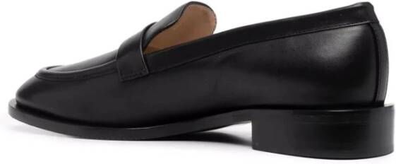 Stuart Weitzman Zwarte leren loafers Black Dames