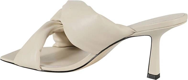 Studio Amelia Loop Heel Kussen Beige Dames