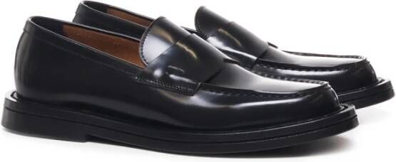 THE Antipode Zwarte Kalfsleren Loafers Ronde Neus Black Heren