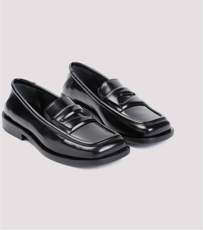 The Attico Zwarte Leren Loafers met Asymmetrische Neus Black Dames