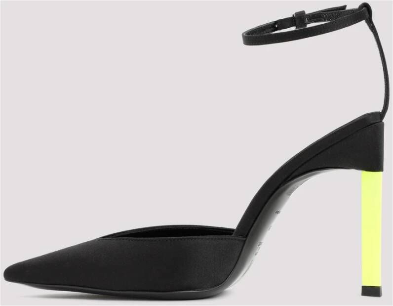 The Attico Zwarte Satijnen Pumps met Puntneus Black Dames