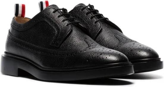 Thom Browne Zwarte platte schoenen met Longwing rubberen zool Brogue Black Heren