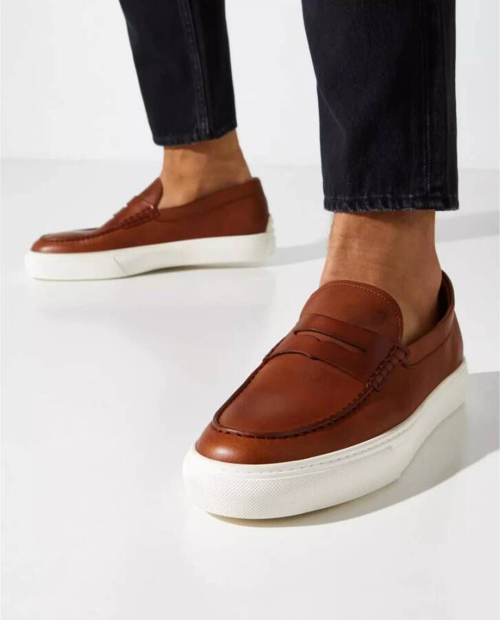 TOD'S Bruine leren loafers met witte zool Brown Heren