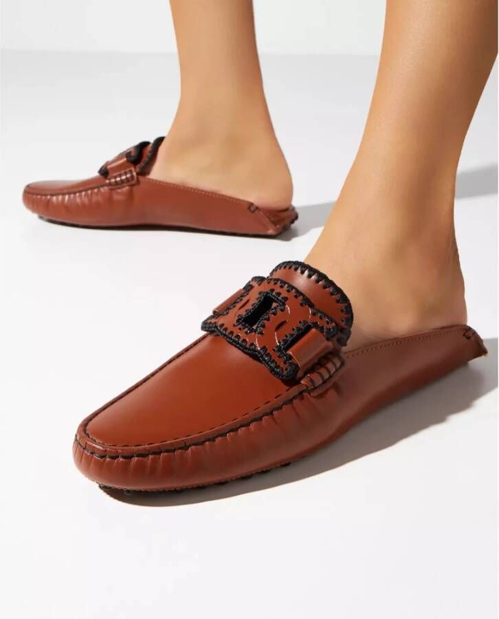 TOD'S Bruine leren muilezels met kettingdetail Brown Dames