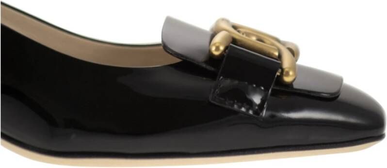 TOD'S Slingback Pomp met Vierkante Neus en Metalen Ketting Black Dames