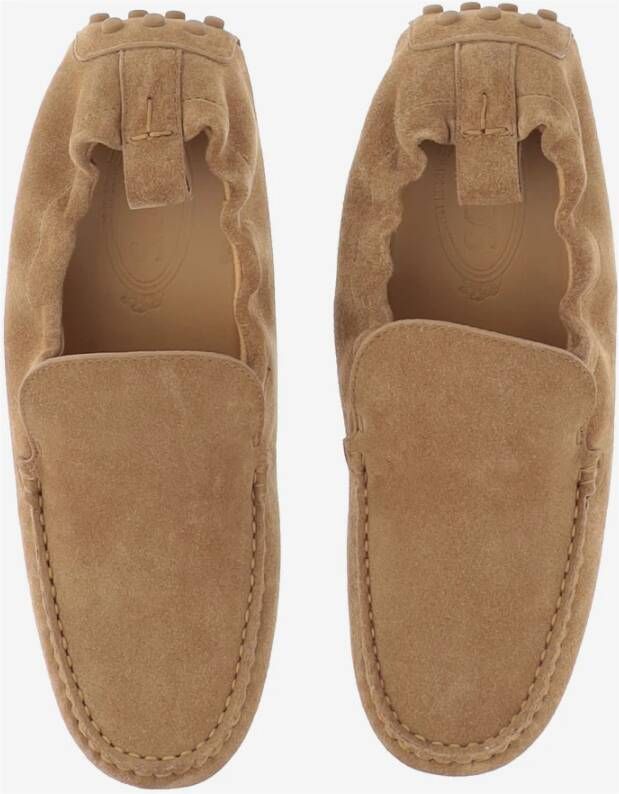 TOD'S Suède Loafers met Rubberen Zool Beige Dames