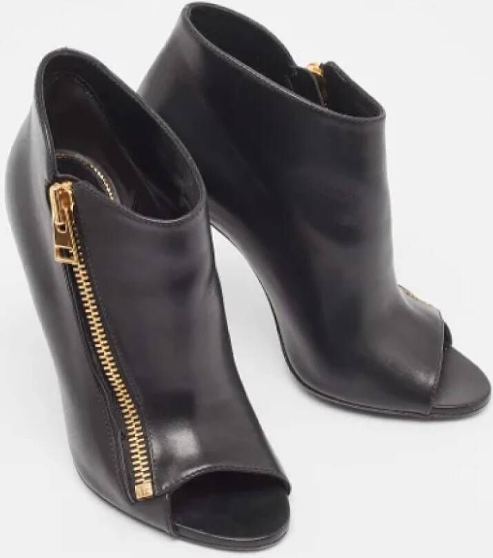 Tom Ford Pre-owned Leather boots Black Dames