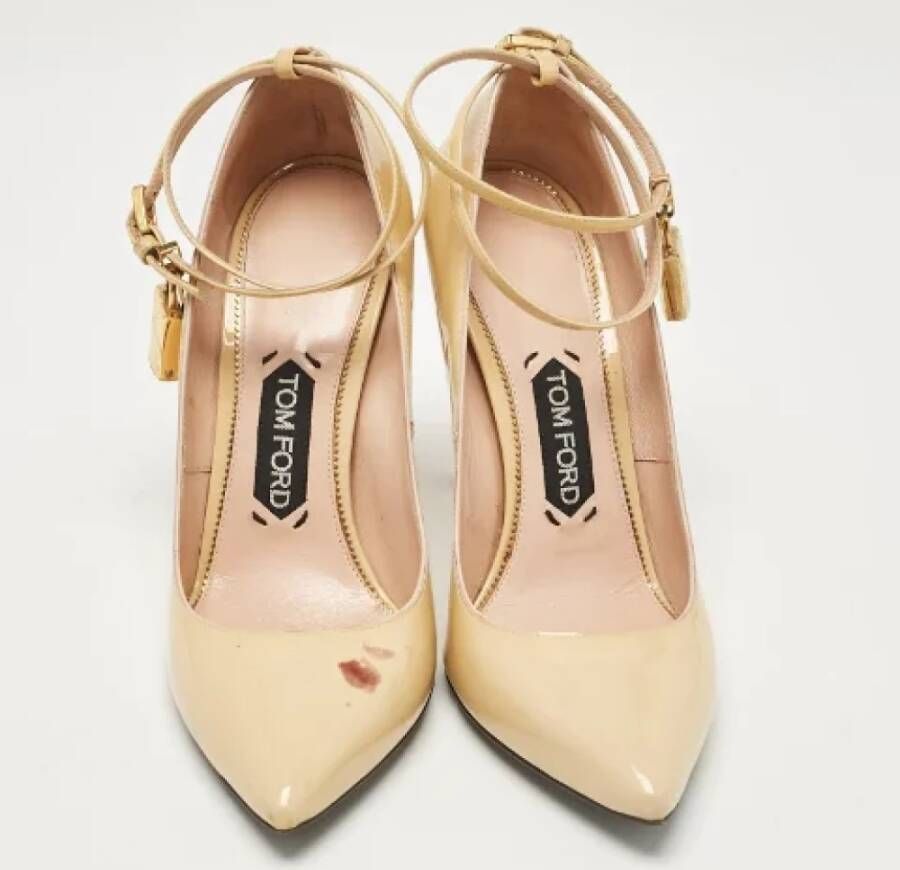 Tom Ford Pre-owned Leather heels Beige Dames