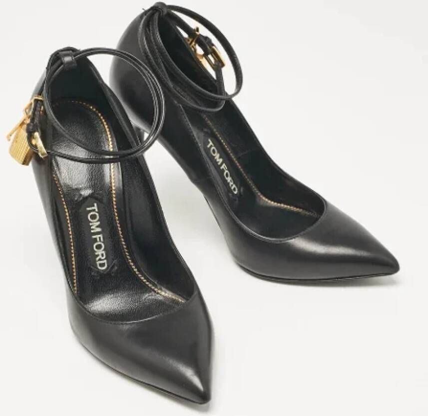 Tom Ford Pre-owned Leather heels Black Dames