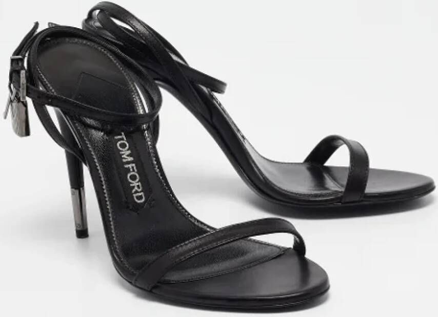 Tom Ford Pre-owned Leather sandals Black Dames