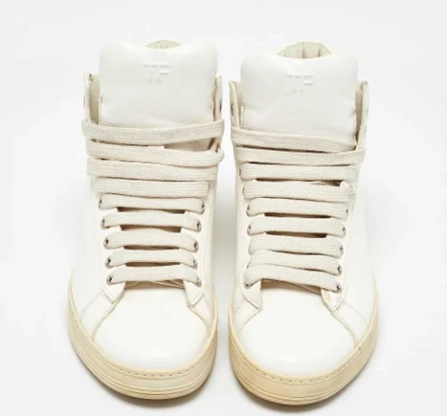 Tom Ford Pre-owned Leather sneakers White Dames