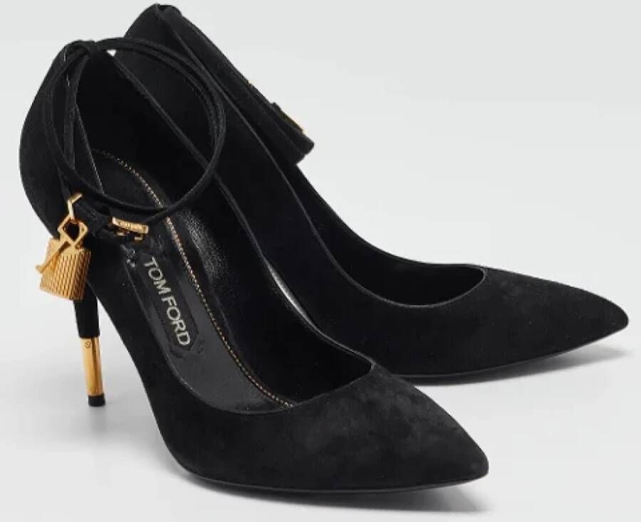 Tom Ford Pre-owned Suede heels Black Dames