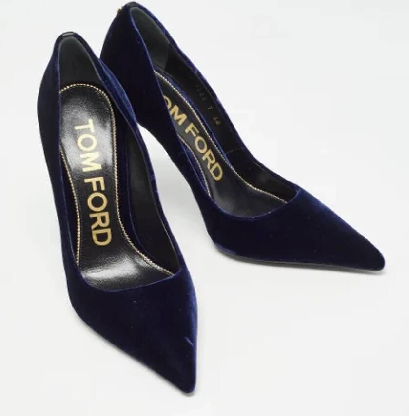 Tom Ford Pre-owned Velvet heels Blue Dames