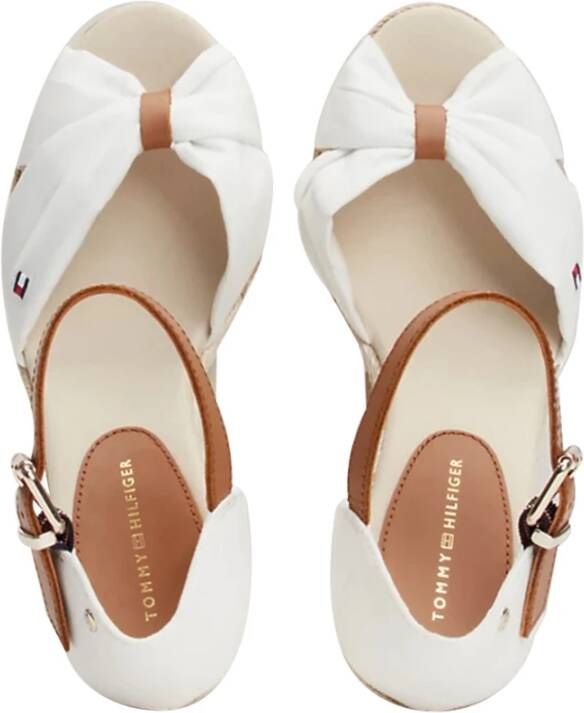 Tommy Hilfiger Beige Sandalen Elegant Ontwerp Comfortabel Beige Dames