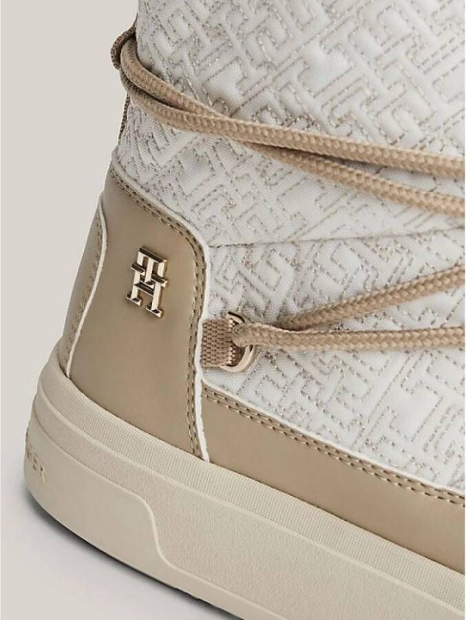 Tommy Hilfiger Monogram Snowboot met Vetersluiting Beige Dames