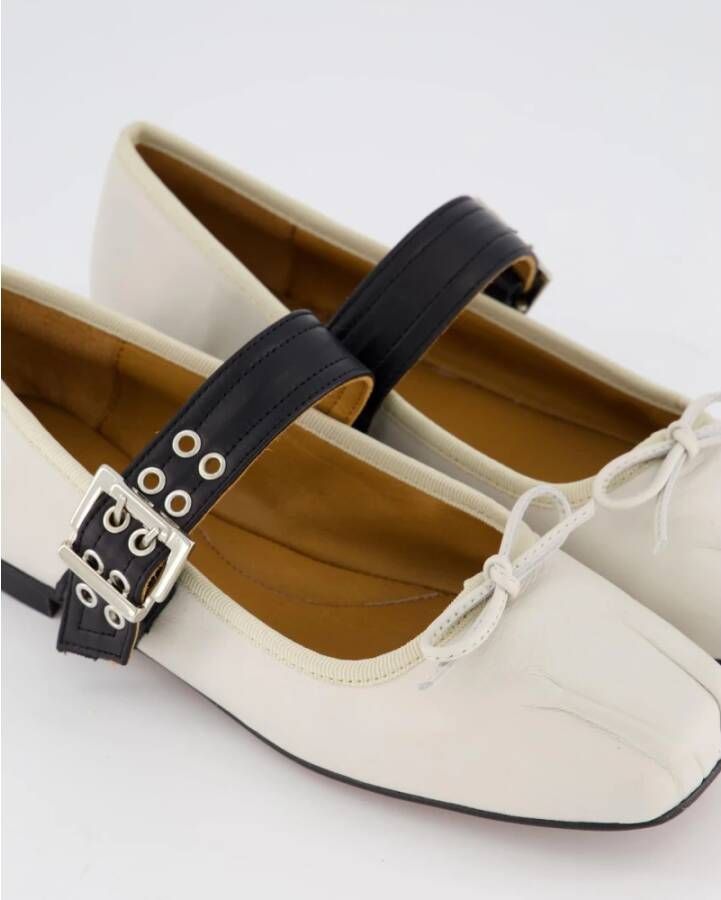 Toral Dames Astrid Loafer Wit Zwart White Dames