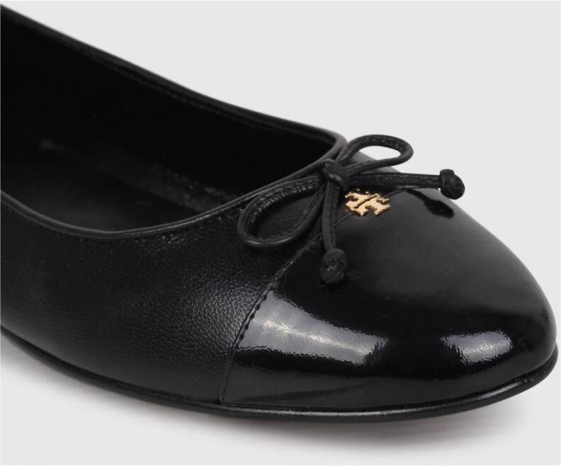 TORY BURCH Ballet Flats met Strik en Cap Toe Black Dames