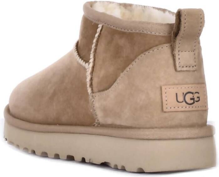 Ugg Beige Winterlaarzen met Logo Beige Dames