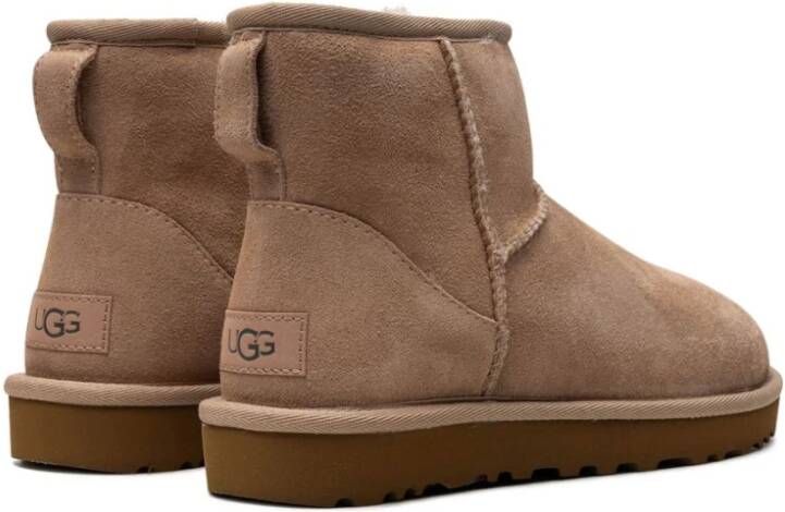 Ugg Bruine Suède Instaplaarzen Beige Dames