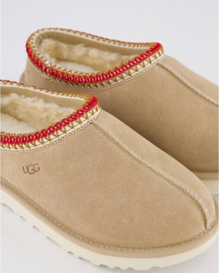 Ugg Dames Tasman Sand Dark Cherry Beige Dames