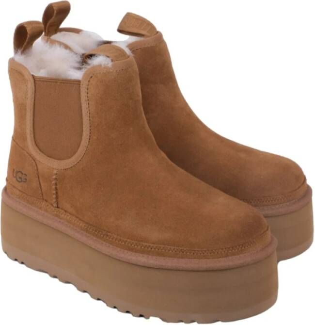 Ugg Enkellaarzen van suède met schapenvacht interieur Brown Dames