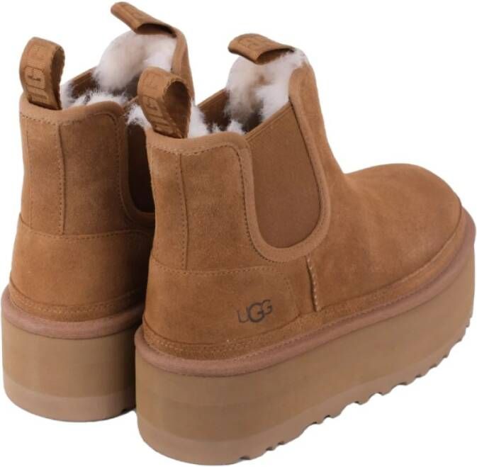 Ugg Enkellaarzen van suède met schapenvacht interieur Brown Dames